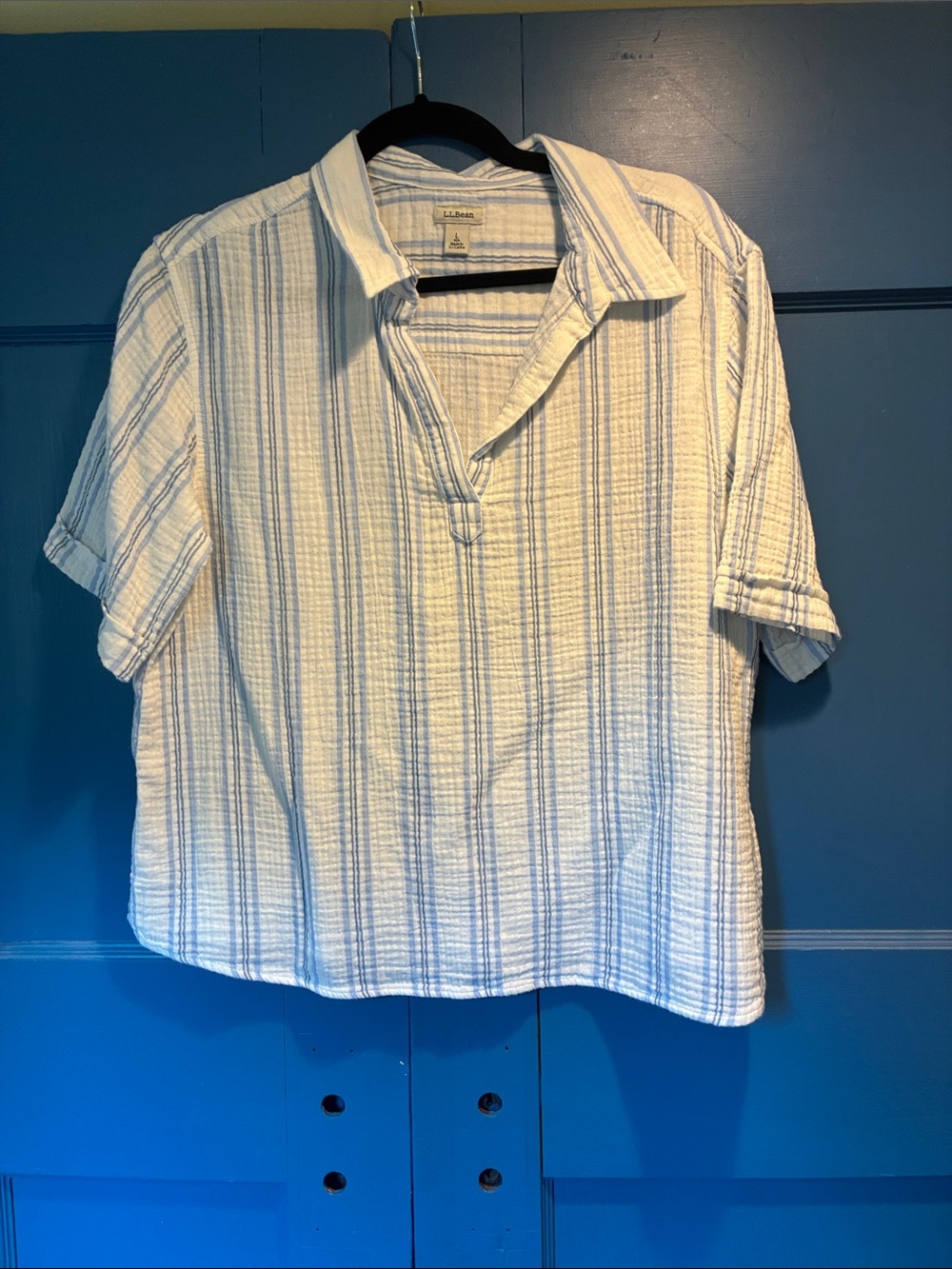 L.L. Bean White Short Sleeve Pullover with Light Blue Stripes